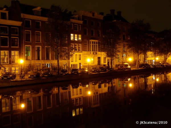 Amsterdam: Canal night shot