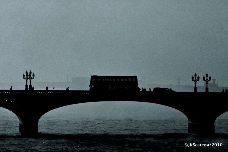 London: Foggy Day London: Foggy Day