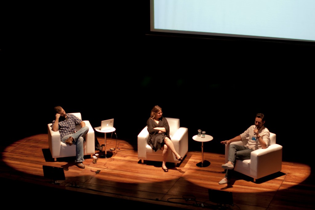 CONVERGÊNCIA: FOTOGRAFIA, VIDEO, WEB