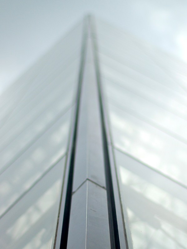 Paris: Louvre's Pyramid