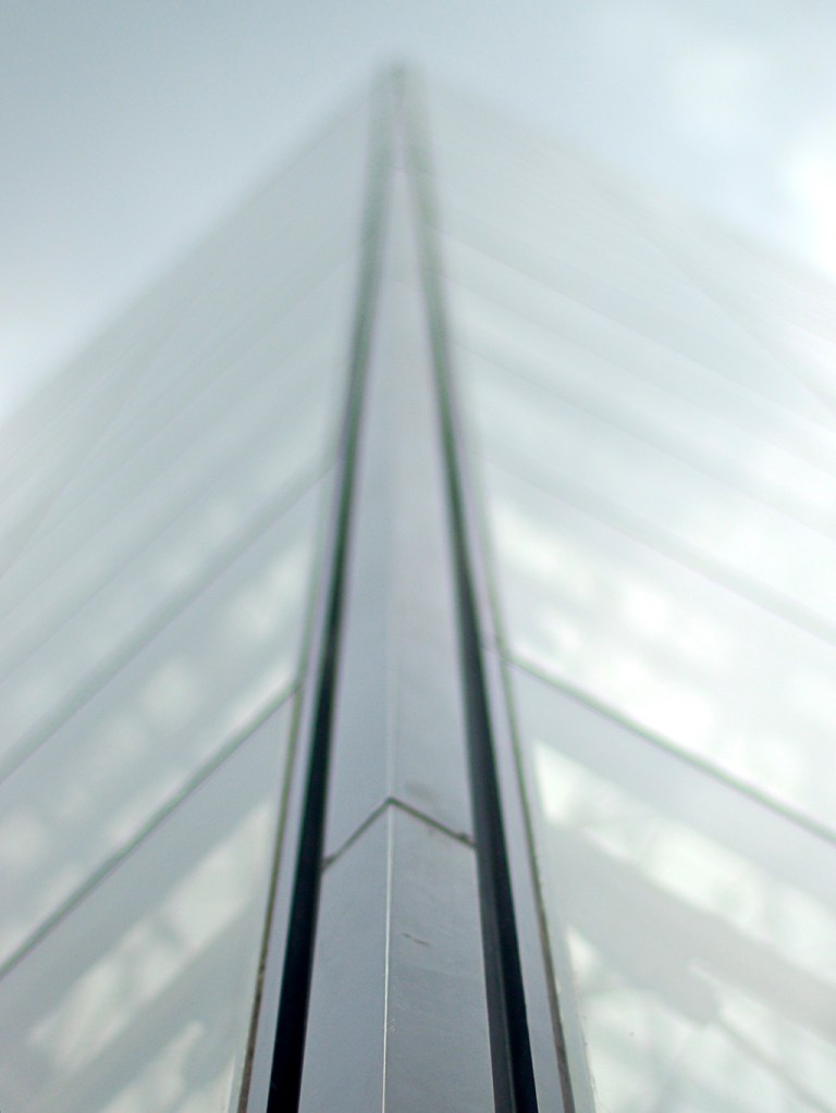 Paris: Louvre's Pyramid